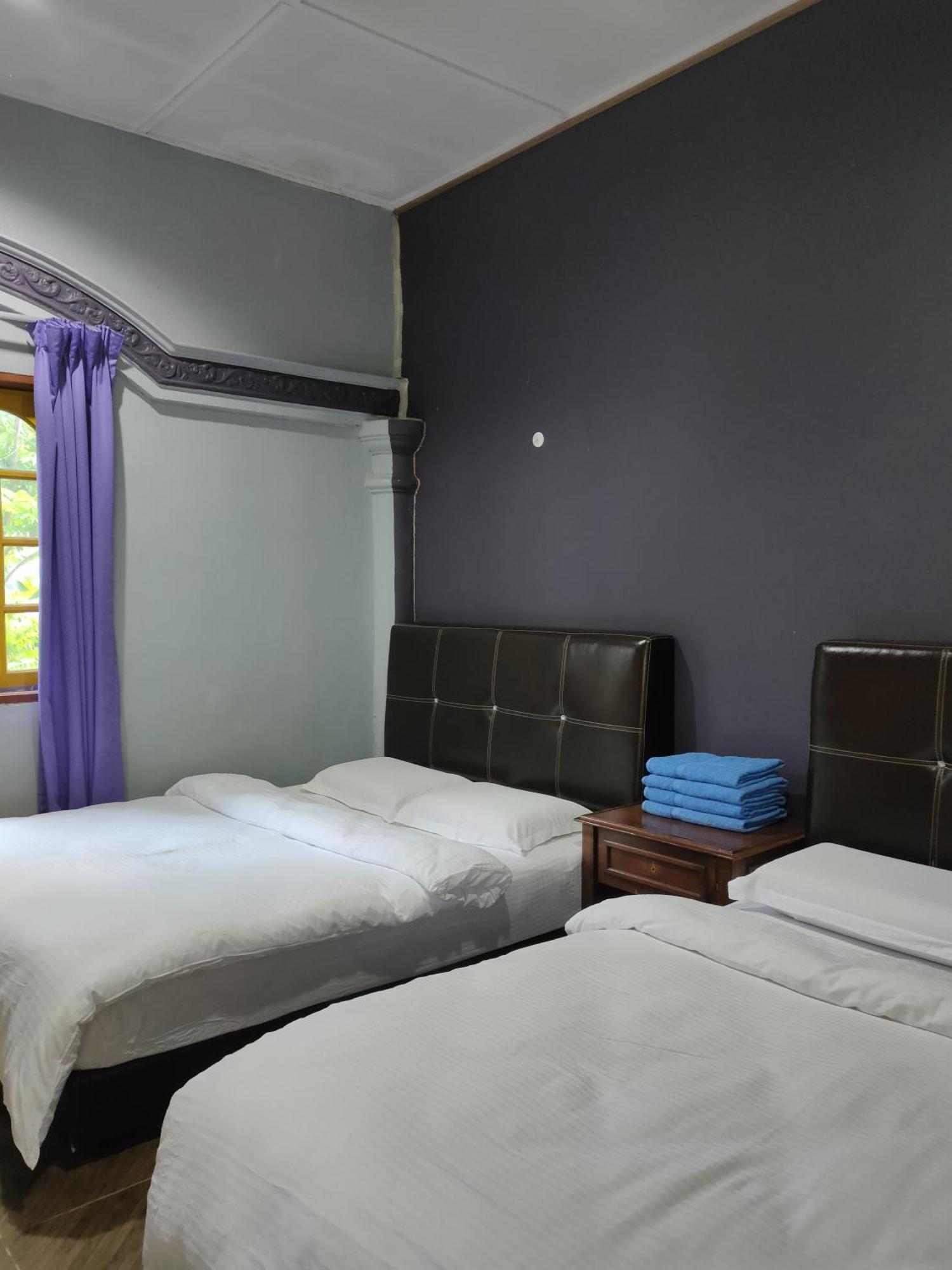 Taman Negara Rainbow Guest House Куала-Тахан Экстерьер фото